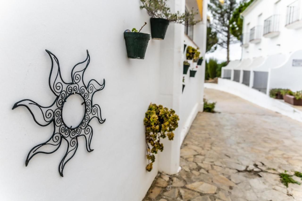 Hotel Las Errizas By Vivere Stays Alcala del Valle Exterior photo